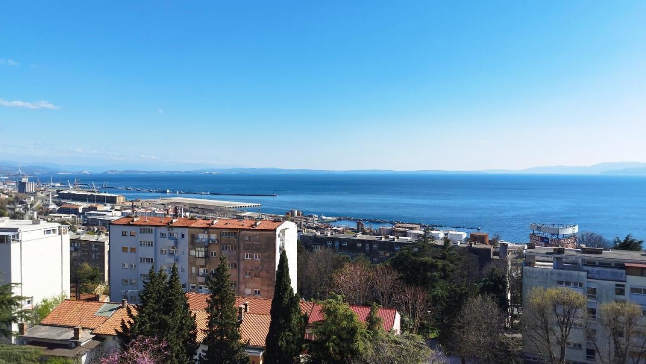 Appartement Apolonija à Rijeka Extérieur photo