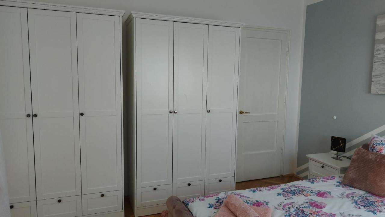 Appartement Apolonija à Rijeka Extérieur photo